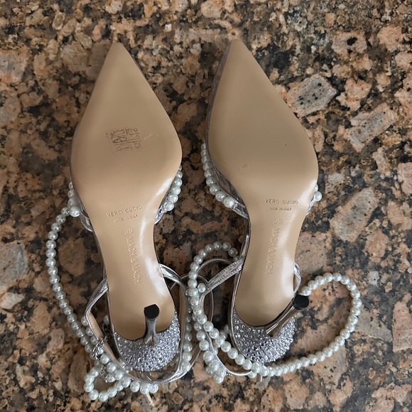 MACH & MACH Diamond of Elizabeth Imitation Pearl Pointed Toe Pumps - Picture 10 of 10